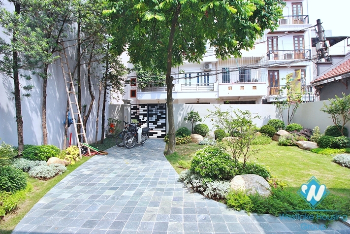 Green and modern 02 bedrooms house for rent in Tay Ho, Ha Noi